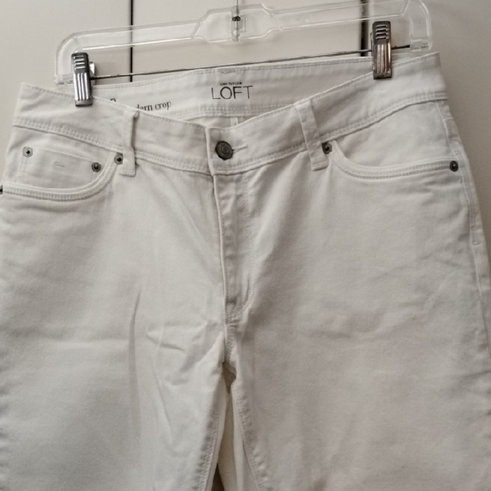 ‼️SALE‼️LOFT White Denim Crop Jeans